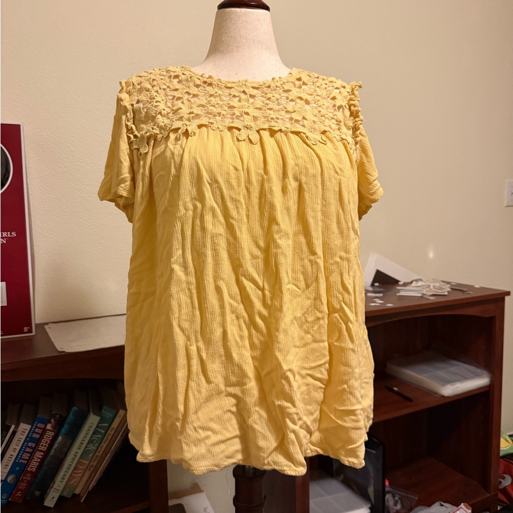 Torrid Yellow Lace Detail Women's Top
